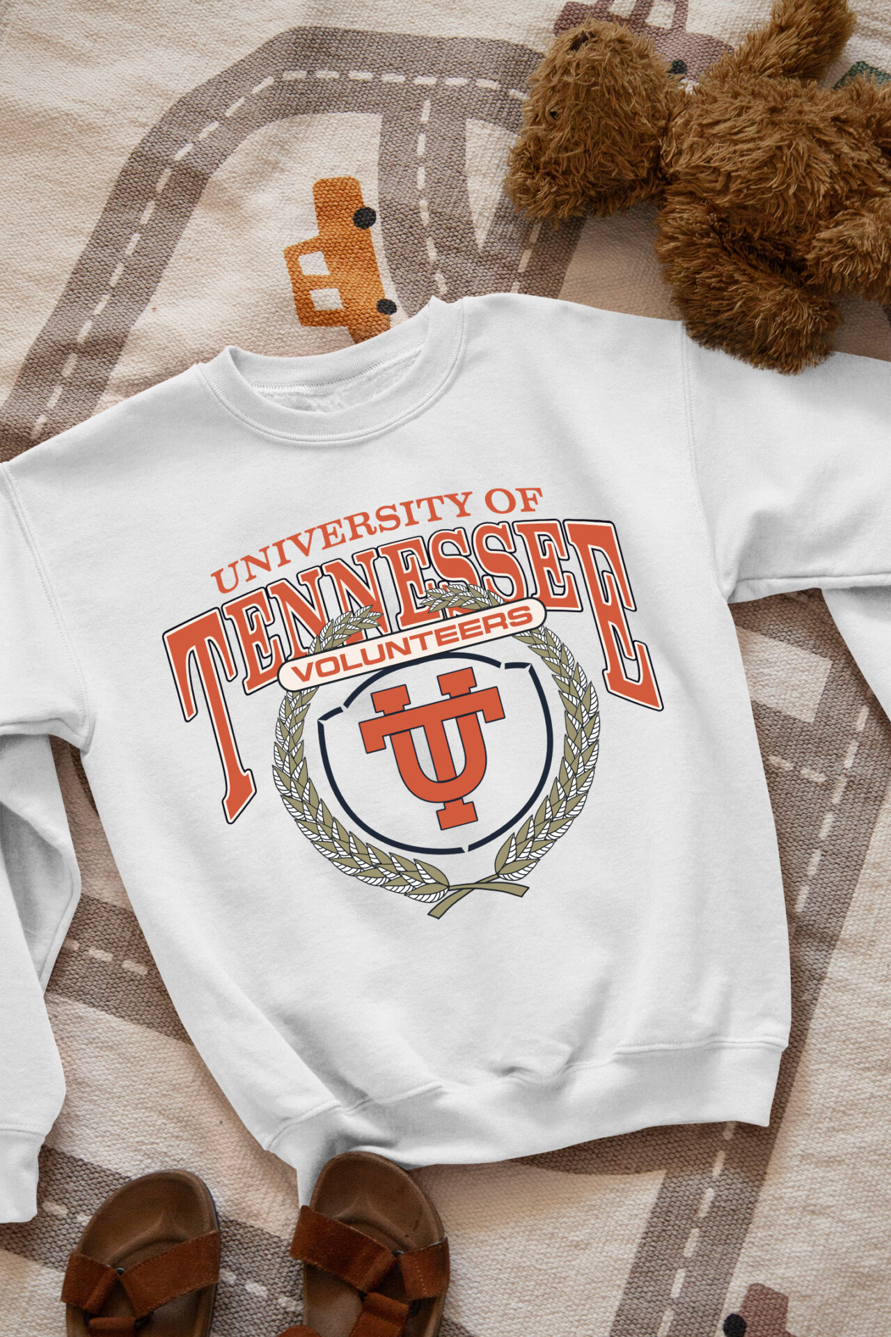 Vintage University Of Tennessee Vols Sweatshirt Gifts For NCAA Fans