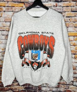 Vintage NCAA Oklahoma State Cowboys Logo Sweatshirt