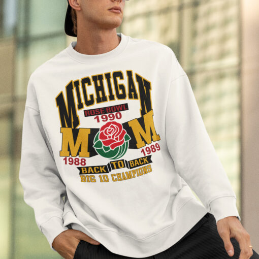 Vintage 90's Rose Bowl University of Michigan Wolverines Football Champions 1988 1989 1990 Crewneck Sweatshirt