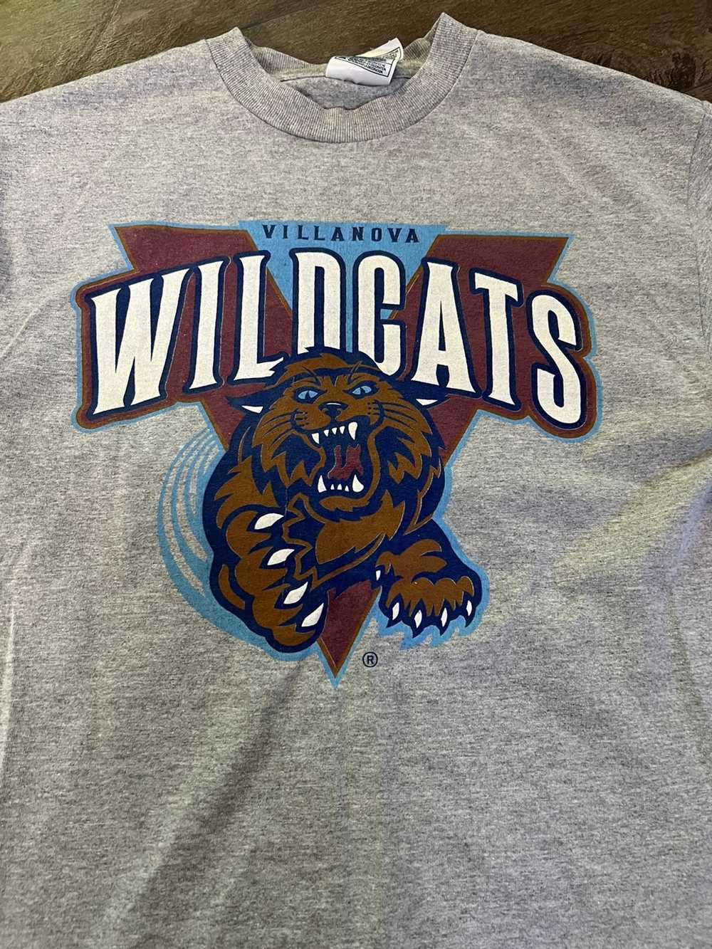 Aaa × Ncaa × Vintage Vintage University of Villanova Wildcats Tee
