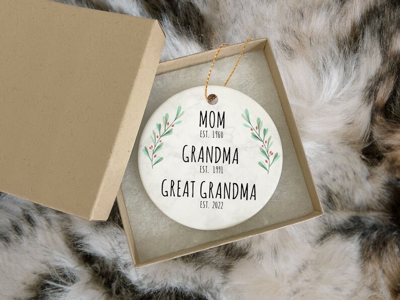 Custom Mom, Grandma, Great Grandma Ceramic Ornament, Pregnancy Announcement, Pregnancy Reveal, New Baby Reveal, Christmas Ornaments For Her