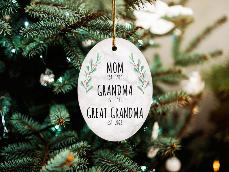 Custom Mom, Grandma, Great Grandma Ceramic Ornament, Pregnancy Announcement, Pregnancy Reveal, New Baby Reveal, Christmas Ornaments For Her