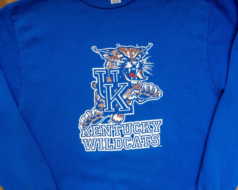Kentucky WILDCATS Shirt, University Football Fan Shirt Gifts for Fans