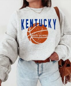 Kentucky Wildcat Triangle, College Tailgate, Kentucky Shirt, KY Shirt, Travel Kentucky Shirt, Game Day Kentucky, Kentucky Shirt
