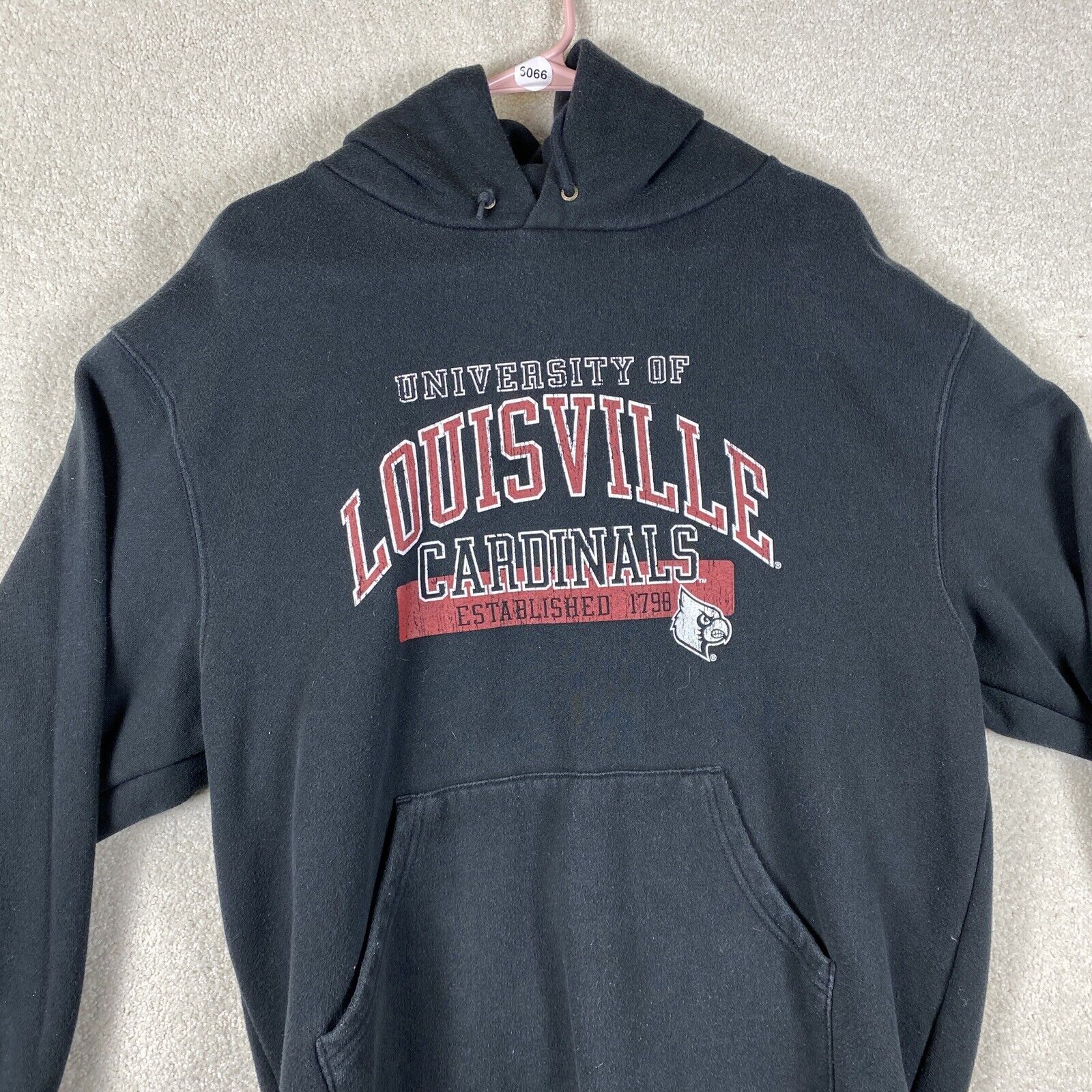 Louisville Cardinals Large Black Sweatshirt NCAA Hooded Sweatshirt