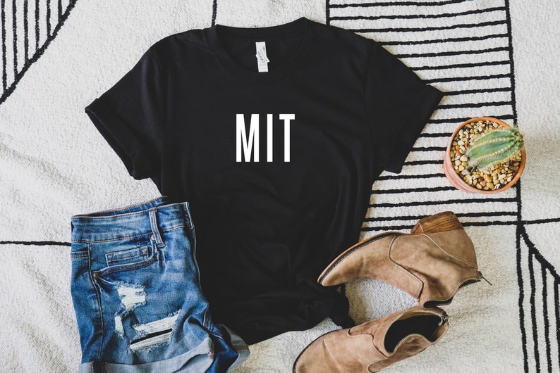 MIT Alumni College Shirt - MIT University T-Shirt