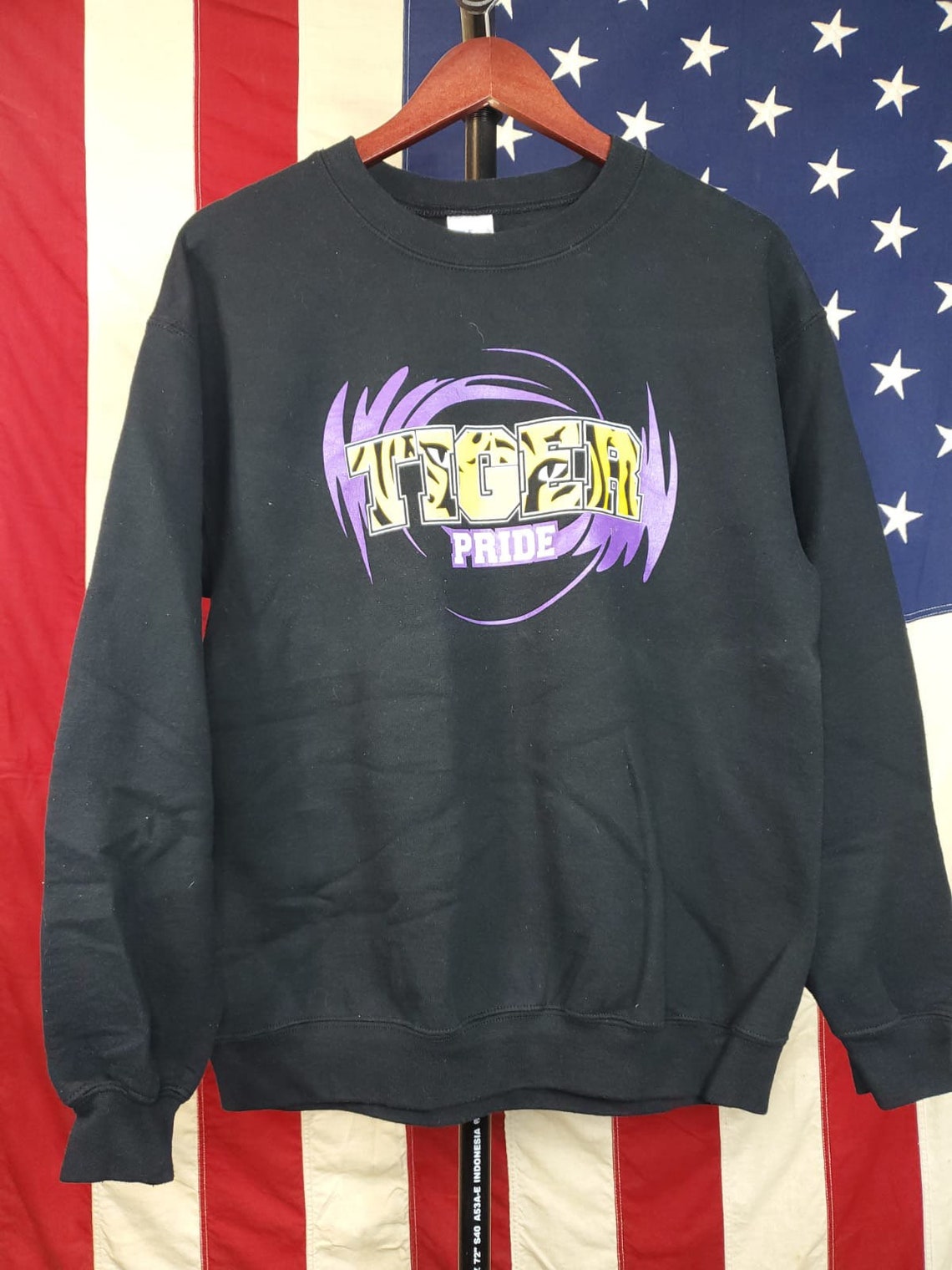 Retro LSU Tigers Crew Neck sweatshirt