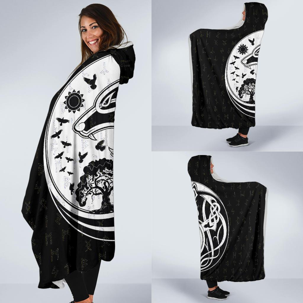 Skoll and Hati Rune Tattoo Viking Hooded Blanket - Bluefink