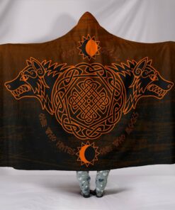 Skollnd Hati Orange Viking Hooded Blanket
