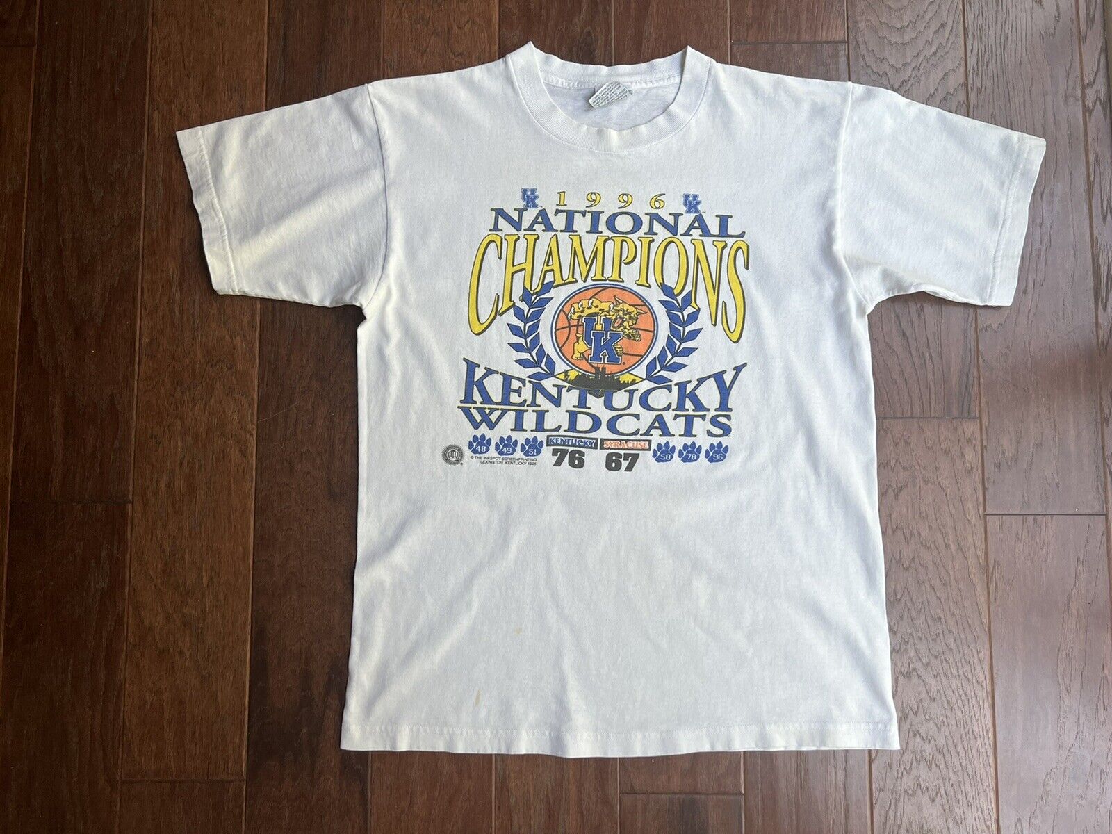 University of Kentucky Wildcats NCAA Basketball Shirt, Unisex Sweashirt