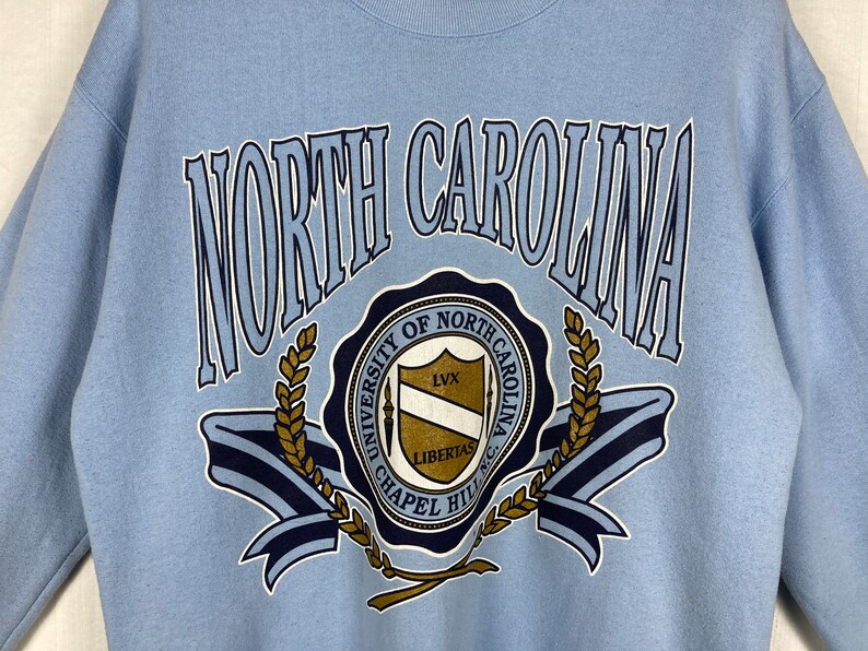 University of North Carolina Sweatshirt Large Vintage 90s North Carolina Tar Heels Ncaa Embroidered Pullover Crewneck