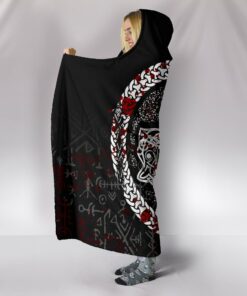 Viking Style Hooded Blanket, Fierce Blood Wolf Symbol Of Viking Nordic