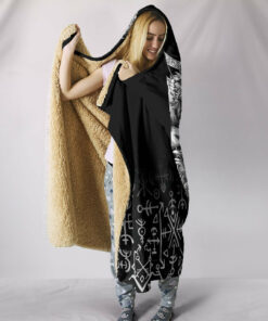 Viking Style Hooded Blanket Wolfnd Raven Special