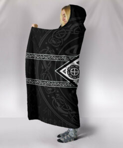 Vikings Hooded Blanket The Wolves , Skollnd Hati