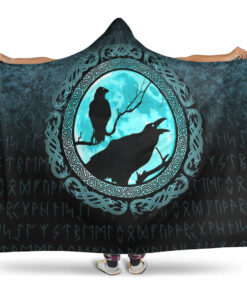 Vikings Huginn Muninn Odin’s Ravens Cyan Version Hooded Blanket