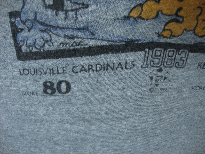Vintage 80's Louisville Cardinals Vs Kentucky Wildcats 1983 NCAA Basketball T Shirt
