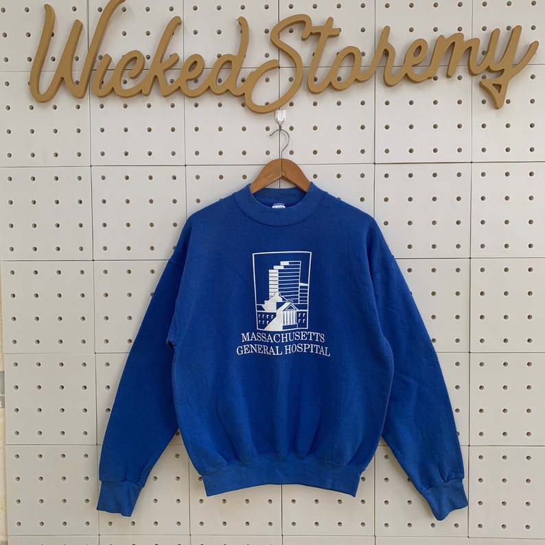 Vintage 90S American Massachusetts Sweatshirt