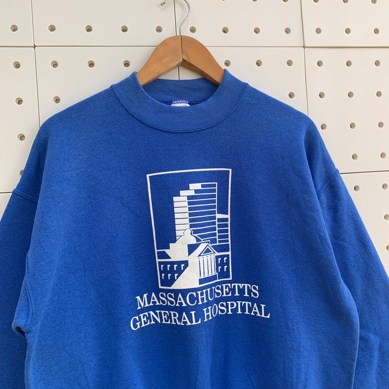 Vintage 90S American Massachusetts Sweatshirt