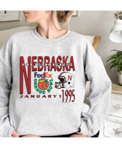 Vintage 90S University Of Nebraska Sweatshirt, Retro Nebraska Football Crewneck Sweatshirt, Us Sport Sweatshirt, Nebraska Football T-Shirt