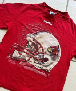 Vintage 90's Louisville Cardinals Basketball T-Shirt Small Red Helmet NCAA