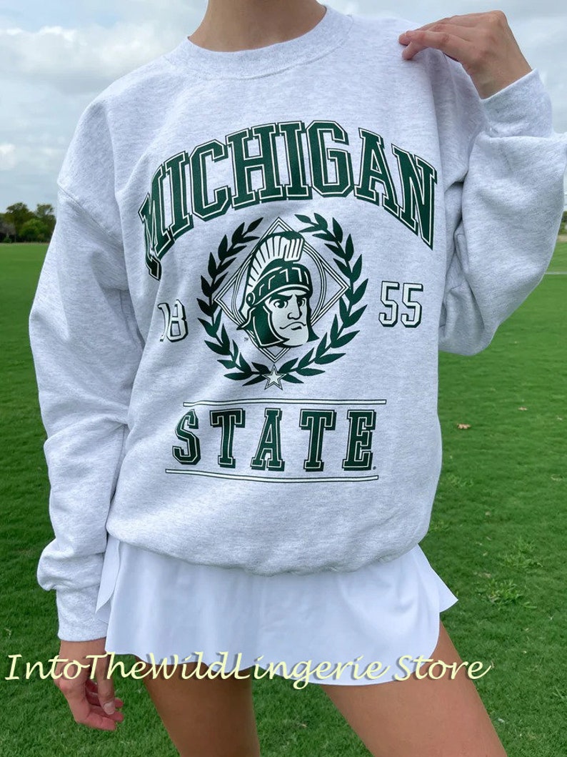 Vintage 90s Michigan State Crewneck Sweatshirt, University of Michigan Sweatshirt, Football Fan Sweatshirt, University Fan Football Shirt
