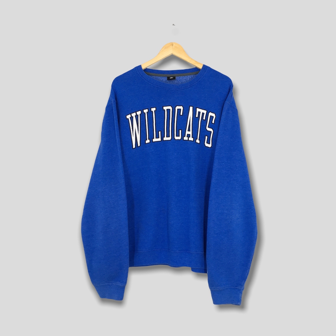 Vintage 90s Wildcats Basketball Blue Sweater