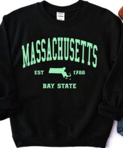 Vintage Massachusetts Unisex Sweatshirt, College Student Sweater