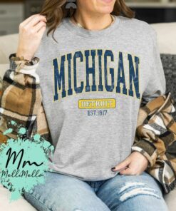 Vintage Michigan Shirt, Michigan Fan Crewneck, Distressed Michigan Shirt, Michigan Gift, College Student gift, Michigan Shirts