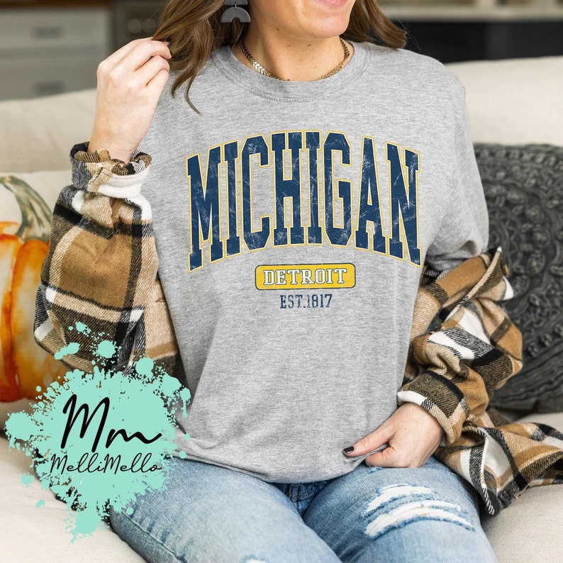 Vintage Michigan Shirt, Michigan Fan Crewneck, Distressed Michigan Shirt, Michigan Gift, College Student gift, Michigan Shirts