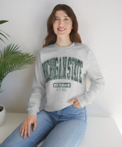 Vintage Michigan State Sweatshirt, Michigan State Fan Crewneck Sweatshirt, Distressed Michigan State Sweatshirt, Michigan State College