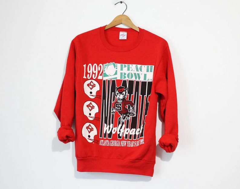 Vintage North Carolina State University Wolfpack 1992 Peach Bowl Crewneck Sweatshirt, North Carolina Shirt, Gift For Her, Gift For Him