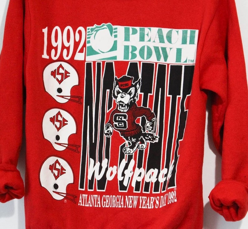 Vintage North Carolina State University Wolfpack 1992 Peach Bowl Crewneck Sweatshirt, North Carolina Shirt, Gift For Her, Gift For Him