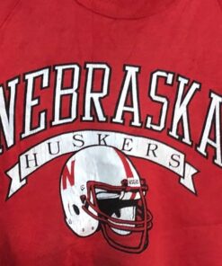 Vintage University Of Nebraska Cornhuskers NCAA Football 1980S Red Crewneck Sweatshirt
