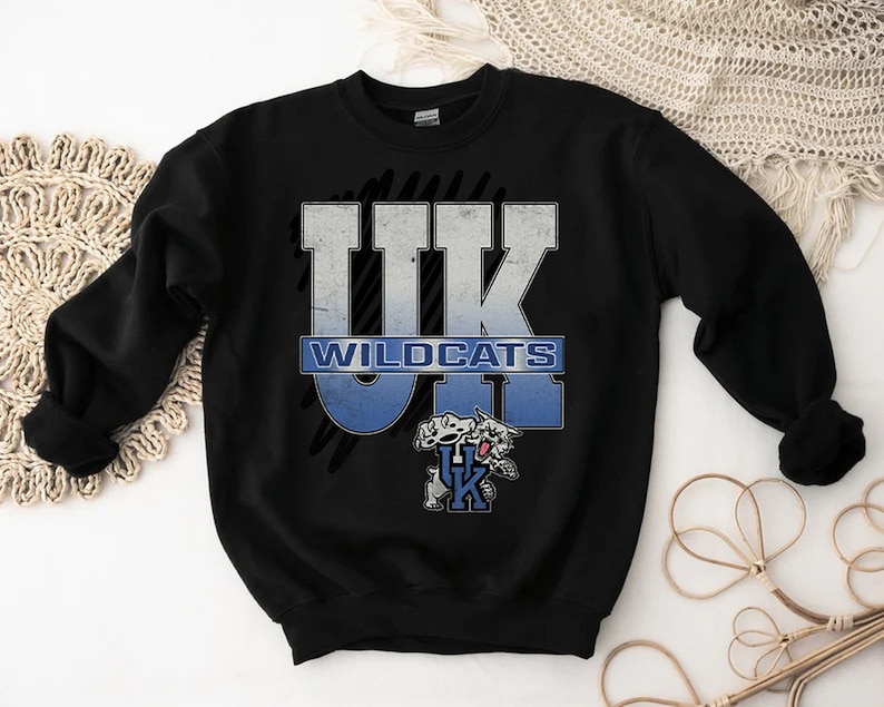 Vintage University of Kentucky Wildcats Sweatshirt Gifts for Fans