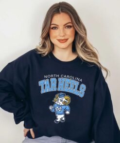 Vintage University of North Carolina Unisex Sweatshirt, UNC Crewneck Sweater, Vintage 90's Tar Heels Tee, Sweatshirt Full Size