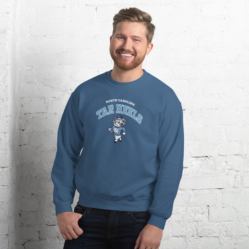 Vintage University of North Carolina Unisex Tar Heels Crewneck Sweatshirt