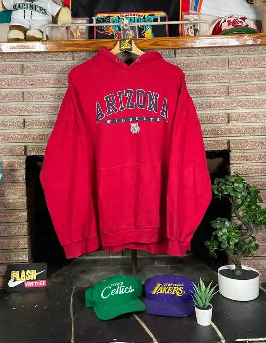 Vintage Y2K NCAA Arizona Wildcats Collegiate Hoodie Fits