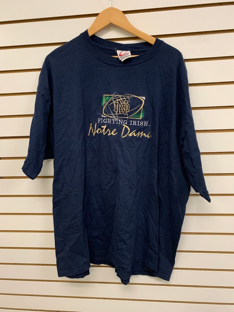 Vintage notre dame T-shirt Vintage notre dame T-shirt 2xl 1990s