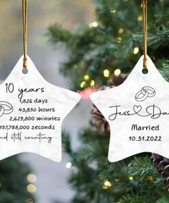 Wedding Gift, Custom Anniversary Countdown, Year Anniversary Gift, Couple Gift, Newlywed Ceramic Ornament, Parents Grandparents Anniversary