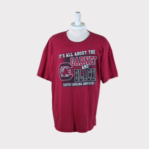Vintage 00s South Carolina Gamecocks Football NCAA Tshirt
