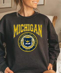 intage 90s Michigan Wolverines Sweatshirt, Vintage 90s Shirt, Gift For Her, Gift For Him, Michigan Wolverines Hoodie