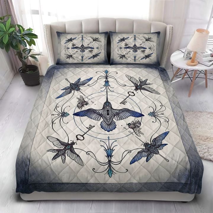 Hummingbird With Key Quilt Bedding Set