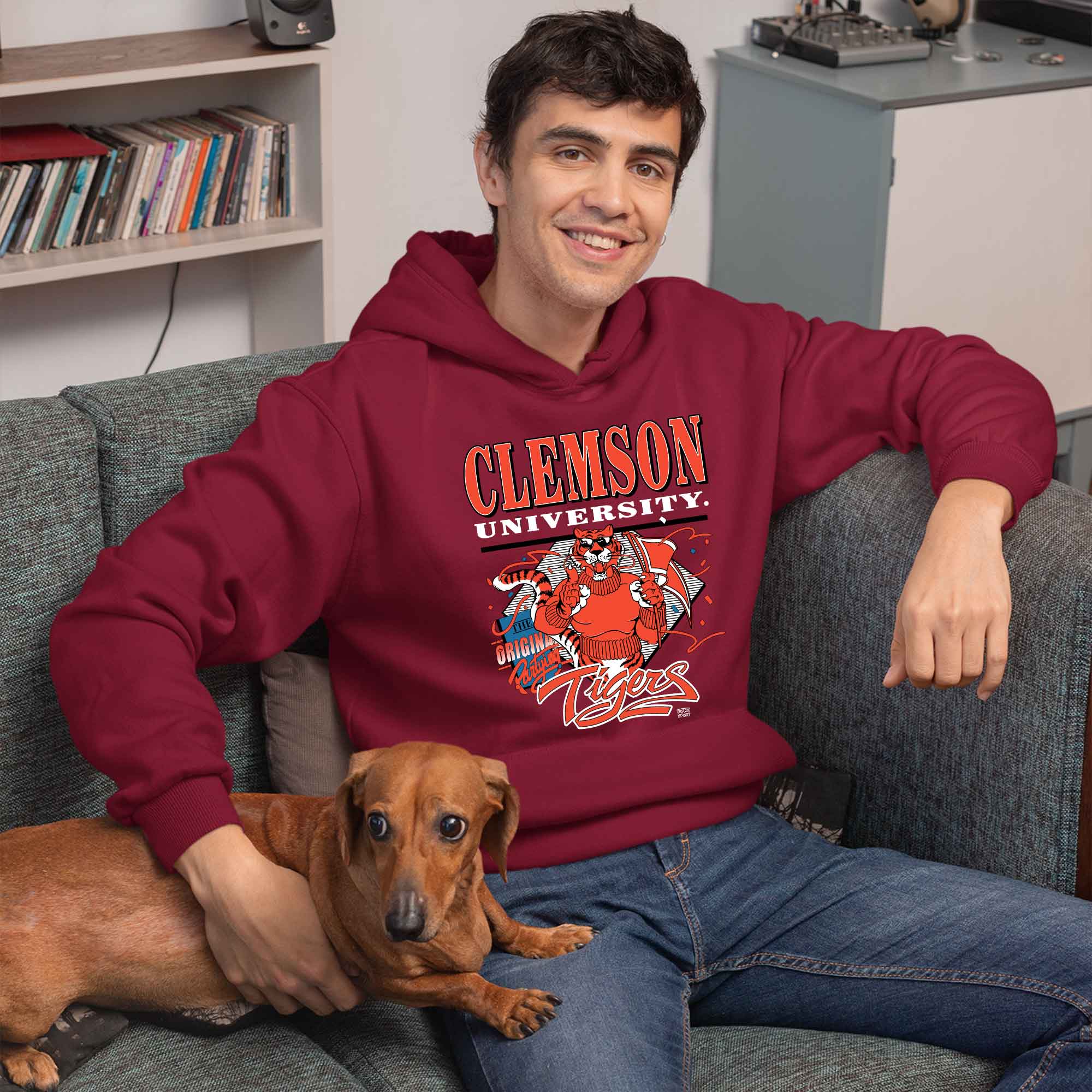 Vintage Style University of Clemson Tigers Sweatshirt Full Size Gift For Fan - Image 2