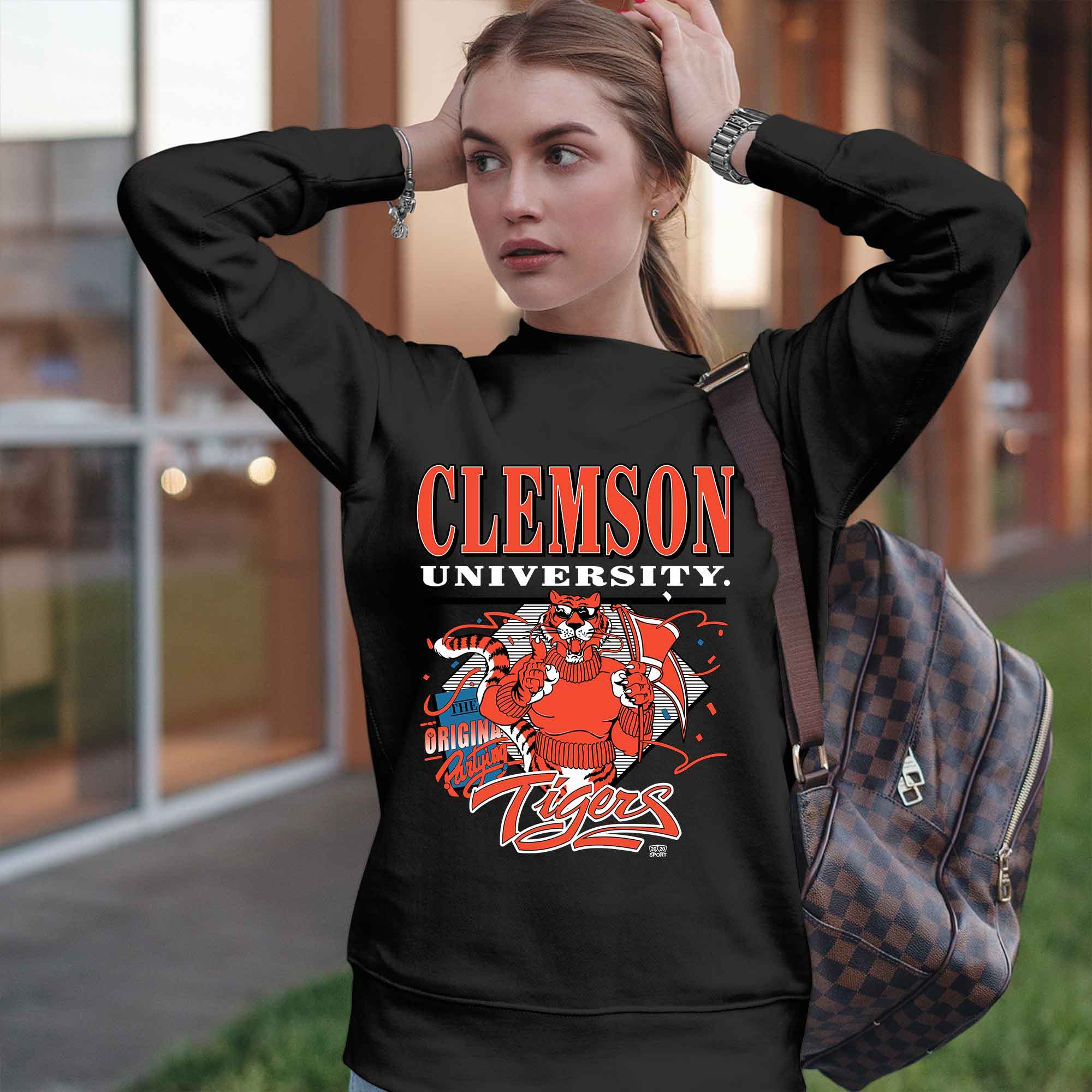 Vintage Style University of Clemson Tigers Sweatshirt Full Size Gift For Fan - Image 3