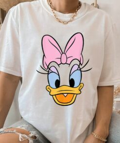 Disney Daisy Duck Big Face T-Shirt, Daisy Duck Big Portrait Shirt, Disneyland Vacation Family Trip Vacation Gift Unisex T-shirt
