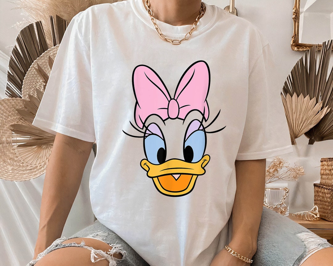 Disney Daisy Duck Big Face T-Shirt, Daisy Duck Big Portrait Shirt, Disneyland Vacation Family Trip Vacation Gift Unisex T-shirt