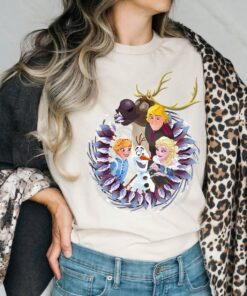 Disney Frozen Christmas Wreath Group Shot Graphic Olaf, Ellsa, Kristoff, Disneyland Family Trip Vacation Gift Winter Unisex T-shirt Kid