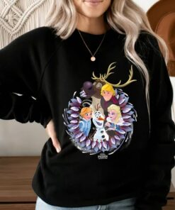 Disney Frozen Christmas Wreath Group Shot Graphic Olaf, Ellsa, Kristoff, Disneyland Family Trip Vacation Gift Winter Unisex T-shirt Kid
