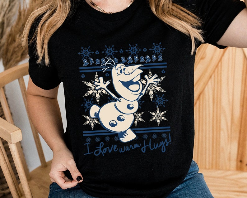 Disney Frozen Olaf I Love Warm Hugs Pattern Graphic T-Shirt, Disneyland Vacation, Unisex T-shirt Family Birthday Gift Adult Kid Toddler Tee