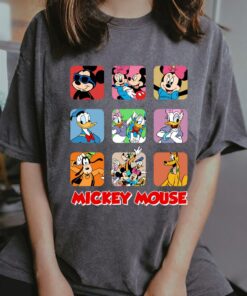 Disney Mickey and Friends Group Shot Shirt, Disney Vintage Retro, Minnie, Disneyland Holiday Vacation Gift Unisex Adult T-shirt Kid Shirt